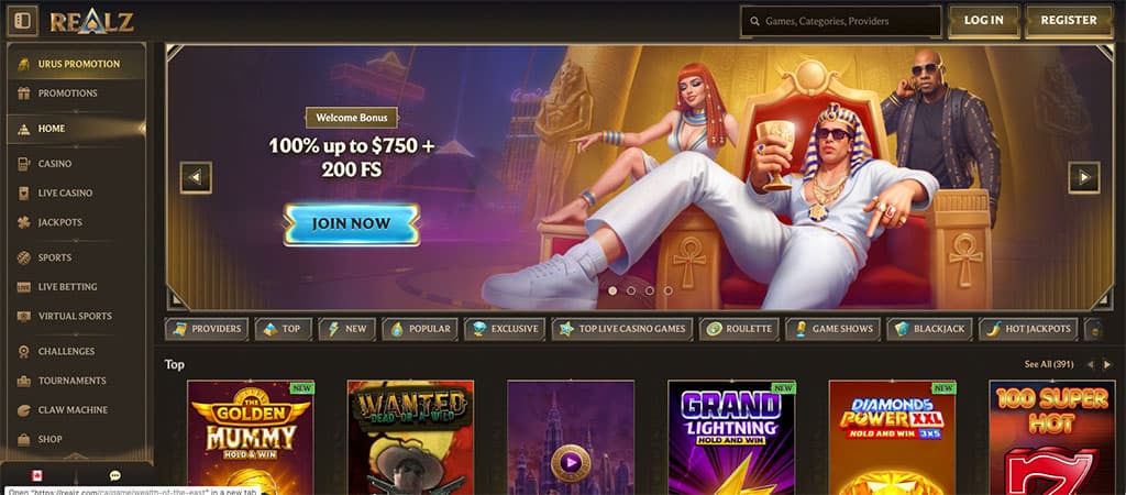   Realz Casino home page, Egyptian-themed banner, 100% welcome bonus offer, various slot game thumbnails